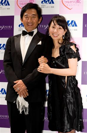 指輪は愛の象徴 と石田純一 婚約指輪は 年収の１年分 と明かす エンタメovo オーヴォ