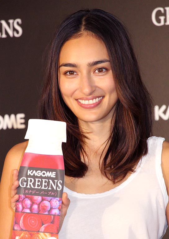 長谷川潤 ハワイで子育て奮闘中 料理は 得意じゃないけど毎日必死 エンタメovo オーヴォ