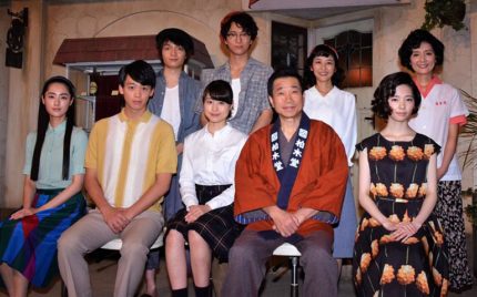 取材会に出席した(前列左から)シシド・カフカ、竹内涼真、有村架純、三宅裕司、島崎遥香、(後列左から)岡山天音、浅香航大、白石美帆、生田智子