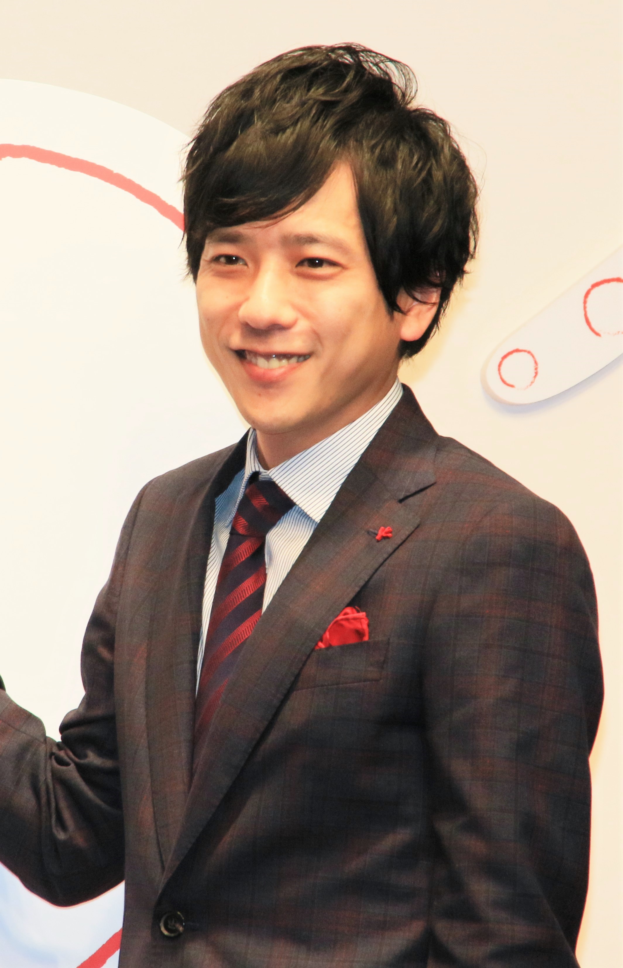二宮和也 自身の結婚についてコメント ４人のメンバーにも申し訳ない エンタメovo オーヴォ